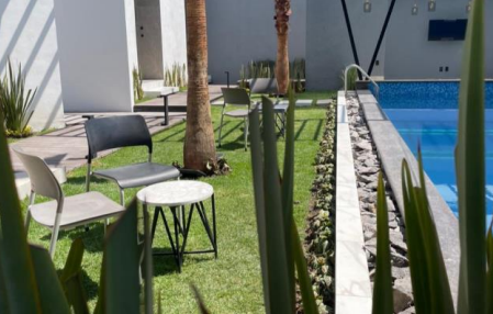 Pool party con decoración